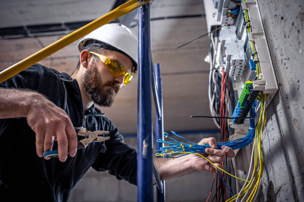 Best Affordable Emergency Electrician  in Vian, OK